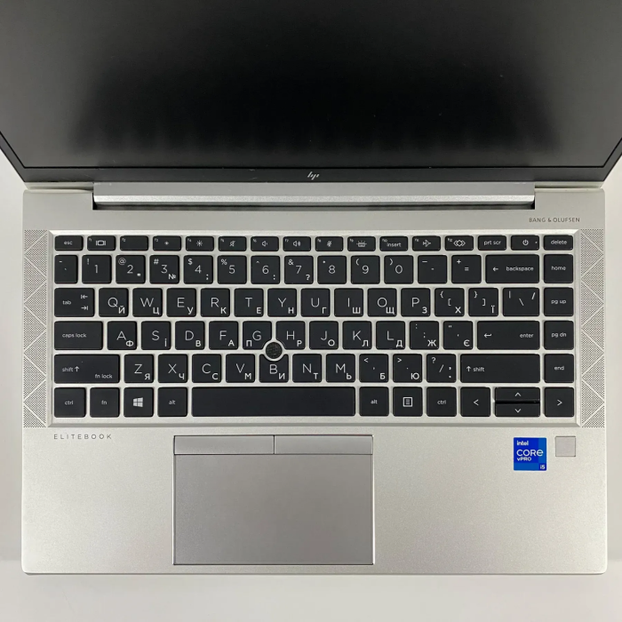 Ультрабук Б-клас HP EliteBook 840 G8 / 14" (1920x1080) IPS / Intel Core i5-1145G7 (4 (8) ядра по 2.6 - 4.4 GHz) / 16 GB DDR4 / 256 GB SSD / Intel Iris Xe Graphics / TouchID / WebCam б/в - зображення 4