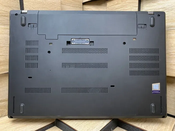 Ультрабук Б-клас Lenovo ThinkPad T470 / 14" (1920x1080) IPS / Intel Core i5-6300U (2 (4) ядра 2.4 - 3.0 GHz) / 8 GB DDR4 / 128 GB SSD / Intel HD Graphics 520 / WebCam / Fingerprint б/в - зображення 10