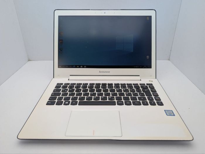 Ноутбук Б-клас Lenovo IdeaPad 500S-13ISK / 13.3" (1920x1080) IPS / Intel Core i3-6100U (2 (4) ядра по 2.3 GHz) / 8 GB DDR3 / 240 GB SSD / Intel HD Graphics 520 / WebCam б/в - изображение 2