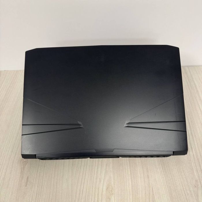 Ігровий ноутбук Б-клас Sager N855HJ / 15.6" (1920x1080) IPS / Intel Core i7-7700HQ (4 (8) ядра по 2.8 - 3.8 GHz) / 16 GB DDR4 / 500 GB SSD / nVidia GeForce GTX 1050, 2 GB GDDR5, 128-bit / WebCam б/в - зображення 3