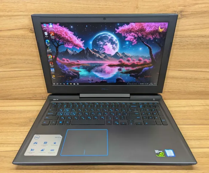 Ігровий ноутбук Dell G7 7588 / 15,6" (1920x1080) IPS / Intel Core i7-8750H (6 (12) ядер по 2,2 - 4,1 ГГц) / 16 ГБ DDR4 / 256 ГБ SSD + 1000 ГБ HDD / nVidia GeForce GTX 1060, 6 ГБ GDDR5, 192-біт / WebCam / Windows 10 б/в - изображение 2