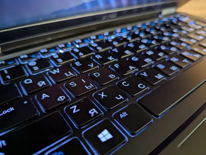 Нетбук Б-клас Dell Latitude E7250 / 12.5" (1366x768) TN / Intel Core i5-5300U (2 (4) ядра по 2.3 - 2.9 GHz) / 8 GB DDR3 / 128 GB SSD / Intel HD Graphics 5500 / WebCam / Windows 10 б/в - зображення 6