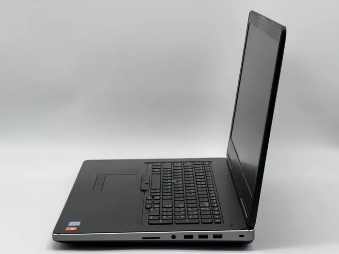 Мобільна робоча станція Dell Precision 7710 / 17.3" (1920x1080) IPS / Intel Xeon E3-1535M v5 (4 (8) ядра по 2.9 - 3.8 GHz) / 32 GB DDR4 / 960 GB SSD / nVidia Quadro M5000M, 8 GB GDDR5, 256-bit / WebCam б/в - зображення 4