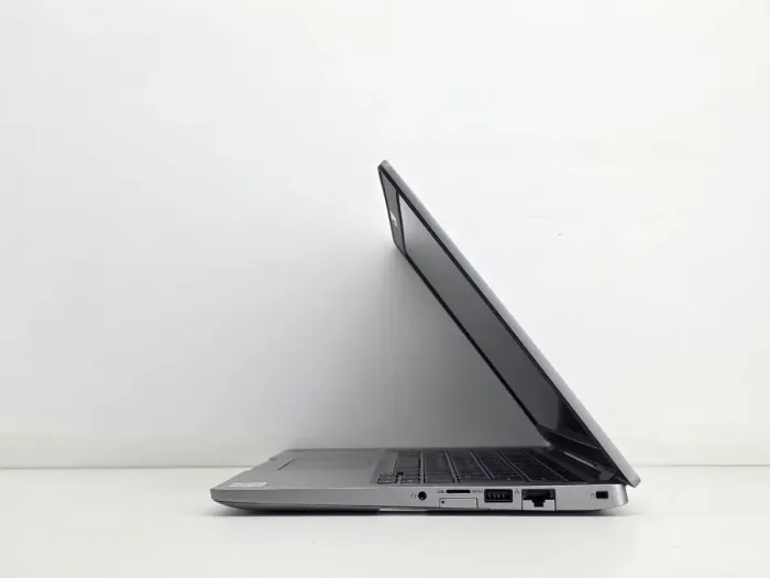 Ультрабук Б-клас Dell Latitude 5310 / 13.3" (1920x1080) IPS / Intel Core i5-10310U (4 (8) ядра по 1.7 - 4.4 GHz) / 8 GB DDR4 / 256 GB SSD / Intel UHD Graphics / WebCam б/в - зображення 5