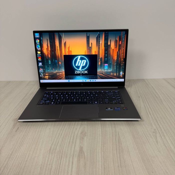 Мобільна робоча станція Б-клас HP ZBook Studio 15 G8 / 15.6" (3840x2160) IPS / Intel Core i9-11900H (8 (16) ядер по 2.5 - 4.9 GHz) / 32 GB DDR4 / 1000 GB SSD NVMe / nVidia RTX A3000, 6 GB GDDR6, 192-bit / WebCam б/в - зображення 2