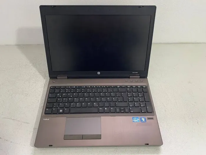 Ноутбук Б-клас HP ProBook 6560b / 15.6" (1366x768) TN / Intel Core i5-2410M (2 (4) ядра по 2.3 - 2.9 GHz) / 8 GB DDR3 / 240 GB SSD / Intel HD Graphics 3000 / DVD-ROM б/в - зображення 2