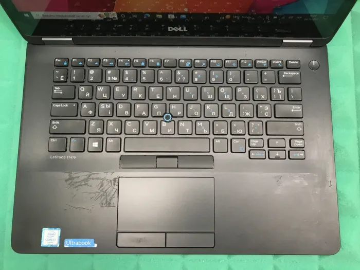 Ультрабук Б-клас Dell Latitude E7470 / 14" IPS Touch / Core i7-6600U (2(4) ядра по 2.6-3.4GHz) / 8GB DDR4 / 256GB SSD / HD Graphics 520 / WebCam / HDMI / Win 10 б/в - зображення 4