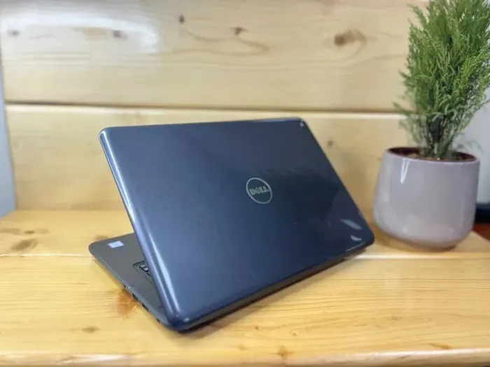 Ноутбук Dell Latitude 3380 / 13.3" (1366x768) TN / Intel Core i3-6006U (2 (4) ядра по 2.0 GHz) / 8 GB DDR4 / 128 GB SSD / Intel HD Graphics 520 / WebCam / HDMI / Windows 10 Pro  б/в - зображення 16