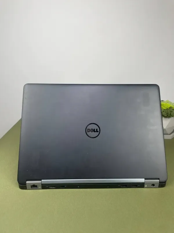 Ультрабук Dell Latitude E7470 / 14" (1920x1080) TN / Intel Core i5-6300U (2 (4) ядра по 2.4-3 GHz) / 16 GB DDR4 / 256 GB SSD / Intel HD Graphics 520 / WebCam / Win 10 б/в - зображення 3