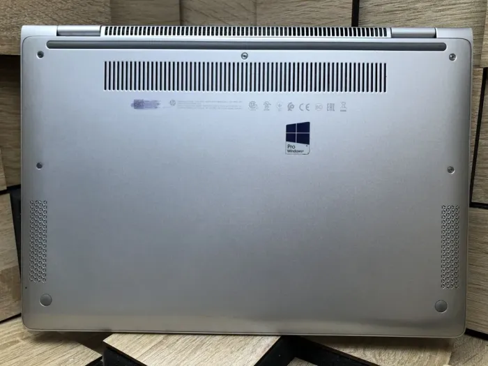 Ноутбук-трансформер HP EliteBook x360 1030 G2 / 13.3" (1920x1080) IPS Touch / Intel Core i5-7200U (2 (4) ядра по 2.5 - 3.1 GHz) / 8 GB DDR4 / 256 GB SSD M.2 / Intel HD Graphics 620 / WebCam б/в - зображення 9