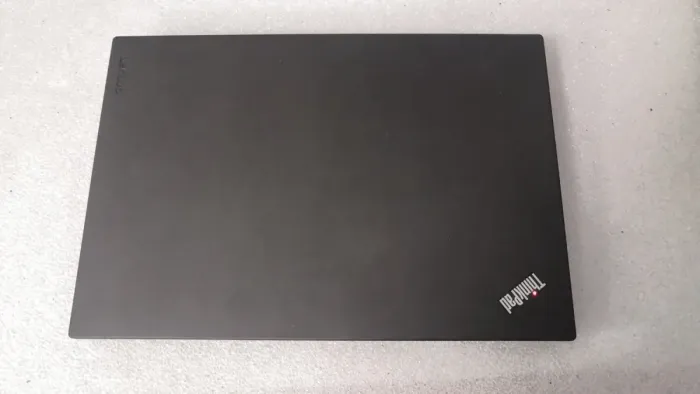 Ноутбук Lenovo ThinkPad / 14" TN / Core i5-6200U (2(4) ядра по 2.4-3 GHz) / 8GB DDR3 / 120GB SSD / HD Graphics 520 / WebCam б/в - зображення 6