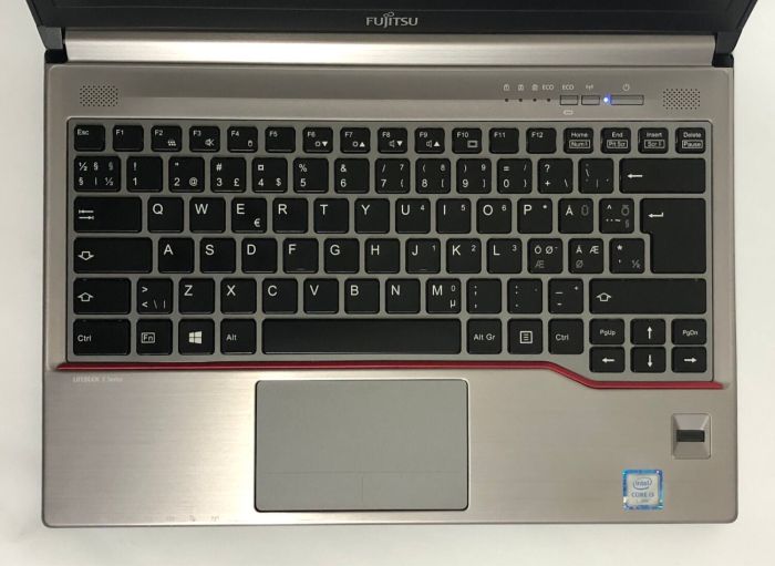 Ноутбук Б-клас Fujitsu LifeBook E733 / 13.3" (1366x768) TN / Intel Core i7-3632QM (4 (8) ядра по 2.2 - 3.2 GHz) / 8 GB DDR3 / 256 GB SSD / Intel HD Graphics 4000 / WebCam / Win 10 Pro б/в - зображення 8