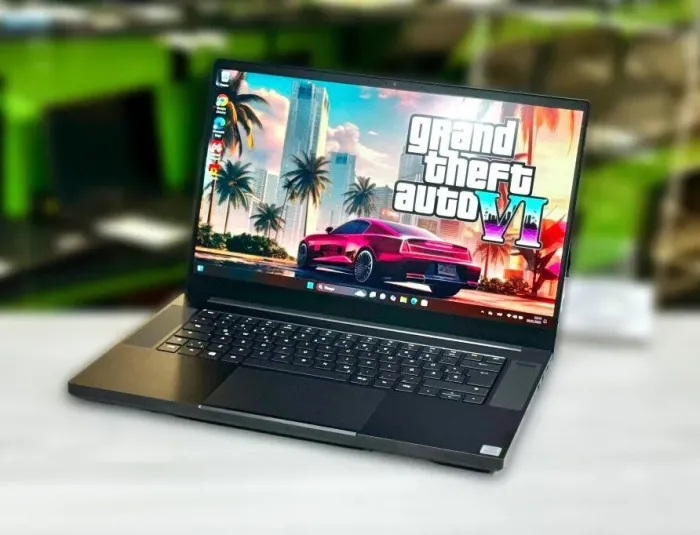 Ігровий ноутбук Razer Blade 15 RZ09 / 15.6" (1920x1080) IPS / Intel Core i7-9750H (6 (12) ядер по 2.6 - 4.5 GHz) / 16 GB DDR4 / 128 GB SSD + 1000 GB HDD / nVidia GeForce GTX 1660 Ti, 6 GB GDDR6, 192-bit / WebCam / Win 10 Home б/в - зображення 2