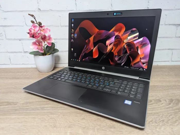 Ноутбук Б-клас HP ProBook 450 G5 / 15.6" (1920x1080) TN / Intel Core i5-8250U (4 (8) ядра по 1.6 - 3.4 GHz) / 16 GB DDR4 / 256 GB SSD + 500 GB HDD / Intel UHD Graphics 620 / WebCam б/в - зображення 6