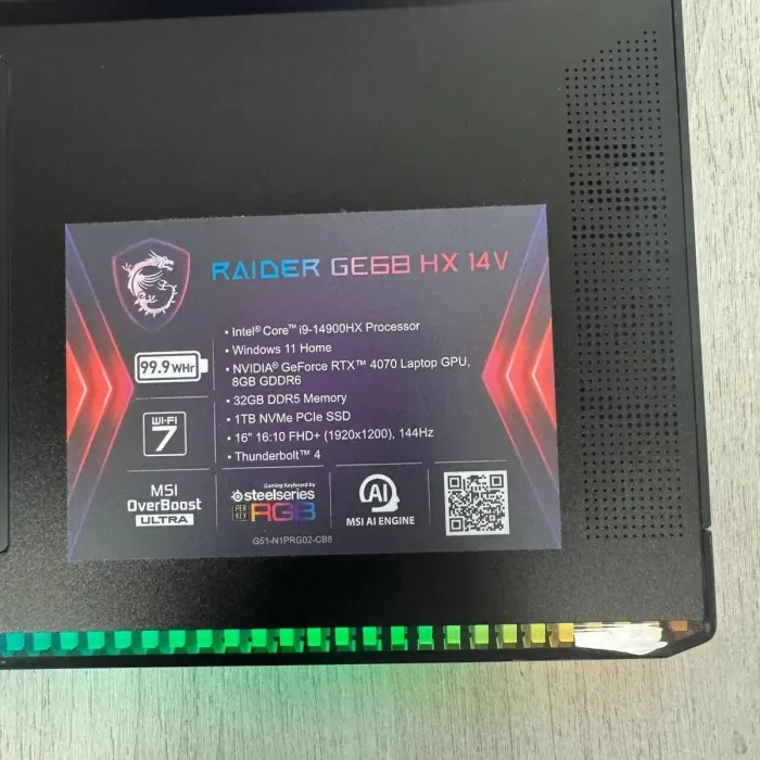 Ігровий ноутбук Б-класу MSI Raider GE68 HX 14VGG / 16" (1920×1200) IPS / Intel Core i9-14900HX (24 (32) ядра по 2,2 - 5,7 ГГц) / 32 ГБ DDR5 / 1000 ГБ SSD NVMe / nVidia GeForce RTX 4070, 8 ГБ GDDR6, 128-біт / Веб-камера б/в - зображення 6