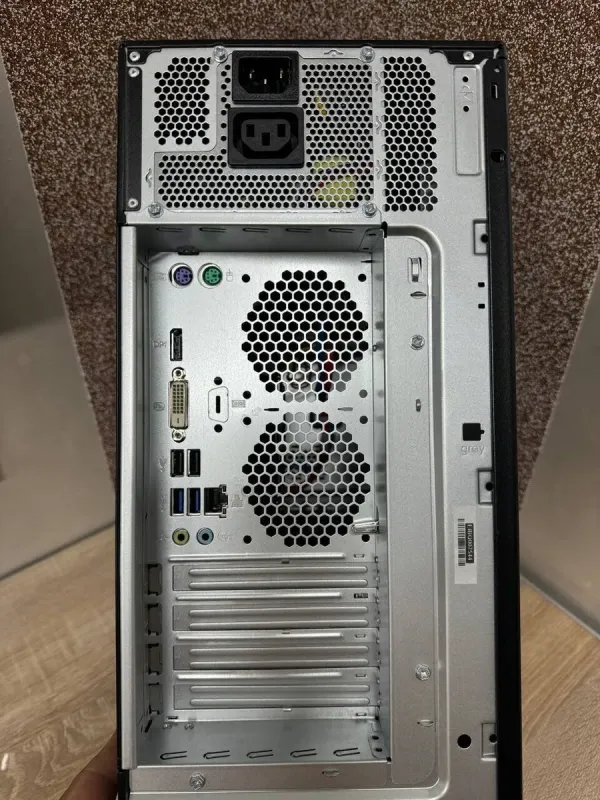 Комп'ютер Fujitsu Esprimo P558 E94+ Tower / Intel Pentium Gold G5600 (4 ядра по 3.9 GHz) / 8 GB DDR4 / 120 GB SSD / Intel UHD Graphics 630 б/в - зображення 7