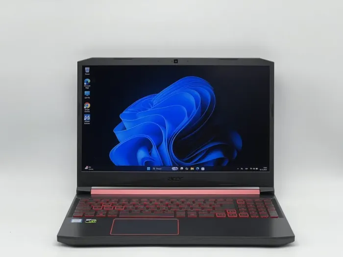 Ігровий ноутбук Б-класу Acer Nitro 5 AN515-54-54W2 / 15.6" (1920x1080) IPS / Intel Core i5-9300H (4 (8) ядра по 2.4 - 4.1 GHz) / 16 GB DDR4 / 480 GB SSD / nVidia GeForce GTX 1050, 3 GB GDDR5, 96-bit / WebCam б/в - зображення 2