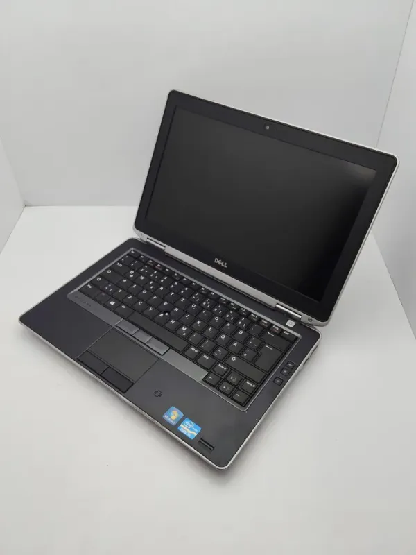 Ноутбук Dell Latitude E6330 / 14" (1366x768) TN / Intel Core i5-3320M (2 (4) ядра по 2.6 - 3.3 GHz) / 6 GB DDR3 / 120 GB SSD / Intel HD Graphics 4000 / WebCam б/в - зображення 4
