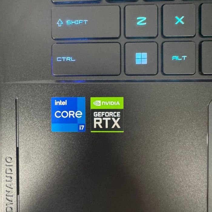 Ігровий ноутбук MSI Creator 15 A11UH / 15,6" (1920x1080) IPS / Intel Core i7-11800H (8 (16) ядер по 1,9 - 4,6 ГГц) / 16 ГБ DDR4 / 512 ГБ SSD / nVidia GeForce RTX 3080, 8 ГБ GDDR6, 256-біт / Веб-камера б/в - изображение 5