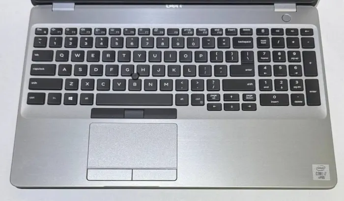 Ноутбук Б-клас Dell Latitude 5510 / 15.6" (1920x1080) IPS / Intel Core i7-10610U (4 (8) ядра по 1.8 - 4.9 GHz) / 16 GB DDR4 / 256 GB SSD / Intel UHD Graphics / WebCam б/в - зображення 4