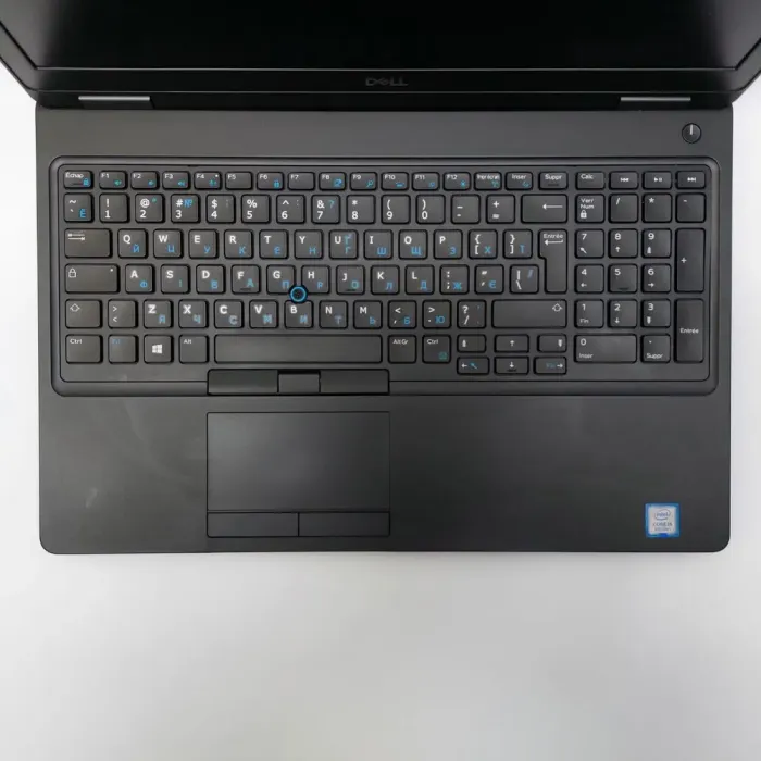 Ноутбук Dell Latitude 5590 / 15.6" (1920x1080) TN / Intel Core i5-8350U (4 (8) ядра по 1.7 - 3.6 GHz) / 16 GB DDR4 / 256 GB SSD / Intel UHD Graphics 620 / WebCam / Sim Card б/в - зображення 3