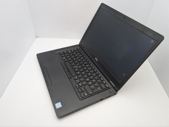 Ультрабук Dell Latitude 5490 / 14" (1920x1080) IPS / Intel Core i5-7300U (2 (4) ядра по 2.6 - 3.5 GHz) / 8 GB DDR4 / 128 GB SSD / Intel HD Graphics 620 / WebCam б/в - зображення 4