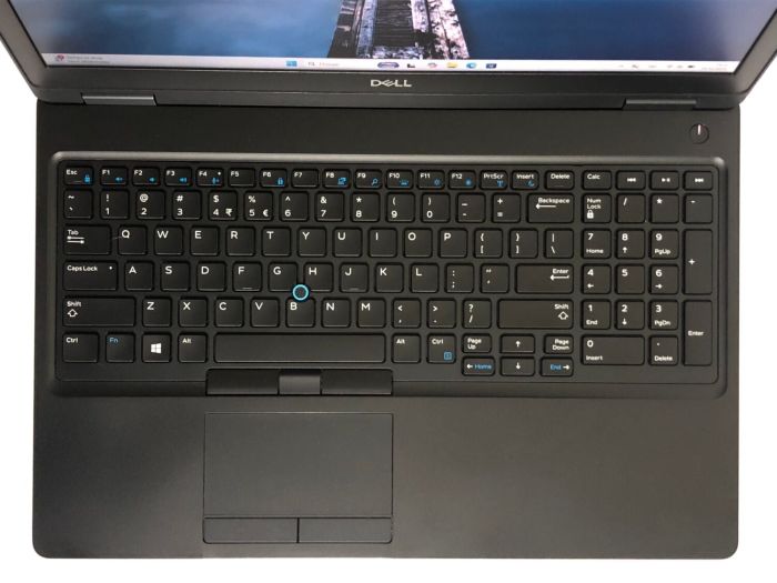 Ігровий ультрабук Dell Latitude 5590 / 15,6" (1920x1080) IPS / Intel Core i7-8650U (4 (8) ядра по 1,9 - 4,2 ГГц) / 16 ГБ DDR4 / 256 ГБ SSD NVMe / nVidia GeForce MX130, 2 ГБ GDDR5, 64-біт / WebCam / Win 11 Pro б/в - изображение 8