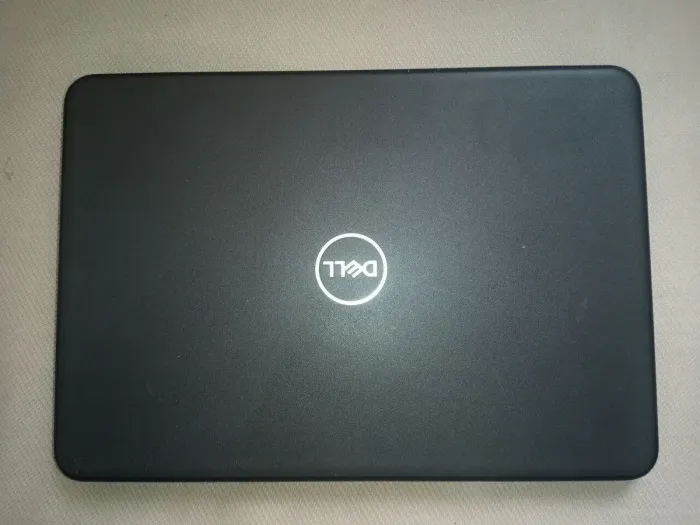 Ультрабук Dell latitude 3310 / 13.3" (1366x768) TN / Intel Core i3-8145U (2 (4) ядра по 2.1 - 3.9 GHz) / 8 GB DDR4 / 120 GB SSD / Intel UHD Graphics 620 / WebCam б/в - зображення 4