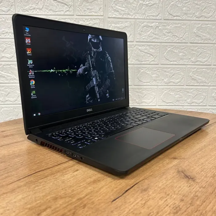 Ігровий ноутбук Б-клас Dell Inspiron 15 7559 / 15.6" (1920x1080) IPS / Intel Core i7-6700HQ (4 (8) ядра по 2.6 - 3.5 GHz) / 16 GB DDR3 / 512 GB SSD / nVidia GeForce GTX 960M, 4 GB GDDR5, 128-bit / WebCam б/в - зображення 4