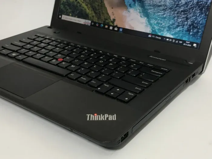 Ноутбук Lenovo ThinkPad Edge E431 / 14" (1366x768) TN / Intel Core i3-3120M (2 (4) ядра по 2.5 GHz) / 4 GB DDR3 / 320 GB HDD / Intel HD Graphics 4000 / WebCam / DVD-ROM б/в - зображення 9