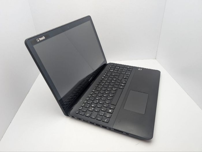 Ноутбук Sony SVF15 / 15.6" (1366x768) TN Touch / Intel Core i5-3337U (2 (4) ядра по 1.8 - 2.7 GHz) / 8 GB DDR3 / 240 GB SSD / Intel HD Graphics 4000 / WebCam / DVD-ROM б/в - зображення 6