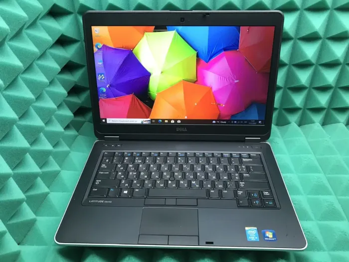 Ноутбук Б-клас Dell Latitude E6440 / 14" IPS / Core i5-4310M (2(4) ядра по 2.7-3.4GHz) / 4GB DDR3 / 128GB SSD / HD Graphics 4600 / WebCam / DVD-RW /Win 10 б/в - зображення 2