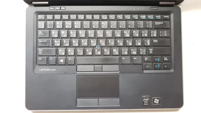 Ноутбук Dell Latitude E7440 / 14" (1366x768) TN / Intel Core i5-4310U (2 (4) ядра по 2.0 - 3.0 GHz) / 8 GB DDR3 / 128 GB SSD + 500 GB HDD / Intel HD Graphics 4400 / WebCam б/в - зображення 3