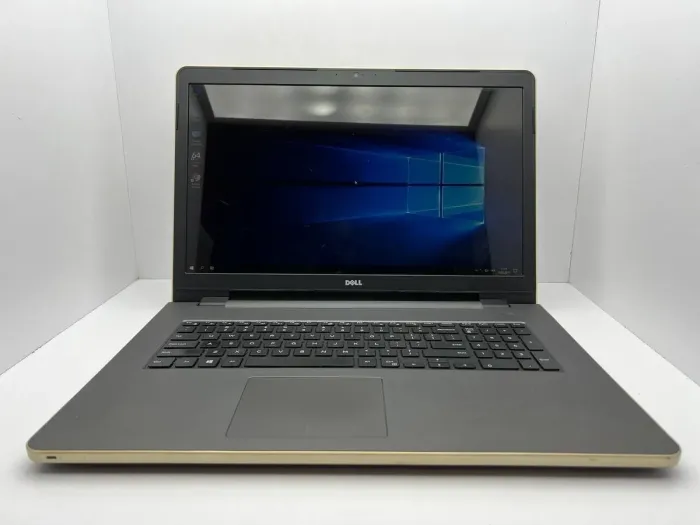 Ноутбук Б-клас Dell Inspiron 15-5755 / 17.3" (1600x900) TN / AMD A8-7410 (4 ядра по 2.2 - 2.5 GHz) / 4 GB DDR3 / 320 GB HDD / AMD Radeon R5 Graphics / WebCam б/в - зображення 2