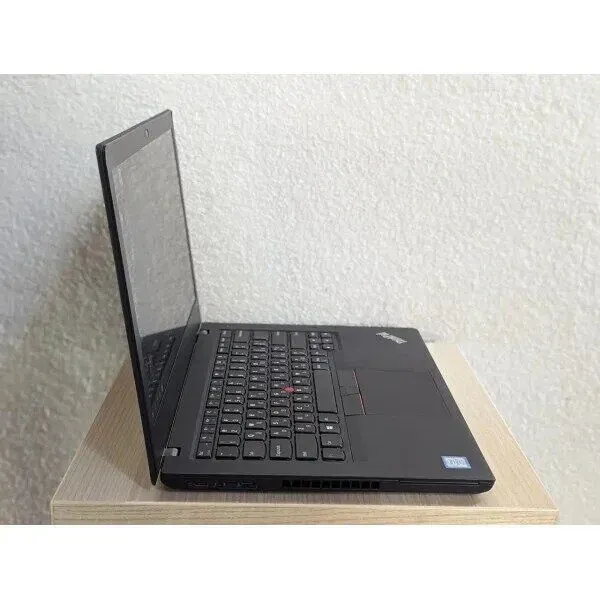 Ультрабук Lenovo ThinkPad T480 / 14" (1920x1080) TN Touch / Intel Core i5-8350U (4 (8) ядра по 1.7 - 3.6 GHz) / 8 GB DDR4 / 128 GB SSD / Intel UHD Graphics 620 / WebCam б/в - зображення 5