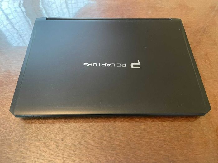 Ігровий ноутбук Clevo N155RDi / 15,6" (1920x1080) TN / Intel Core i7-6700HQ (4 (8) ядра по 2,6 - 3,5 ГГц) / 16 ГБ DDR3 / 256 ГБ SSD / nVidia GeForce GTX 960, 2 ГБ GDDR5, 128-біт / Веб-камера б/в - зображення 7