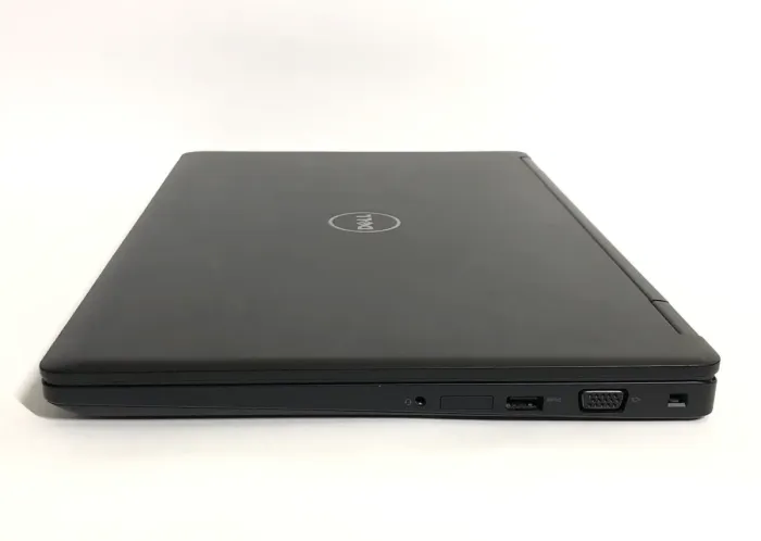 Ігровий ноутбук Dell Latitude 5580 / 15,6" (1920x1080) IPS / Intel Core i5-7440HQ (4 ядра по 2,8 - 3,8 ГГц) / 8 ГБ DDR4 / 256 ГБ SSD / nVidia GeForce 940MX, 2 ГБ GDDR5, 64-біт / Веб-камера б/в - зображення 5