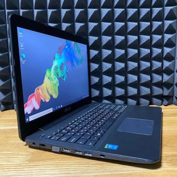 Ноутбук Б-клас Asus X554L / 15.6" (1366x768) TN / Intel Core i3-4005U (2 (4) ядра по 1.7 GHz) / 12 GB DDR3 / 120 GB SSD / Intel HD Graphics / WebCam / DVD-ROM б/в - зображення 3