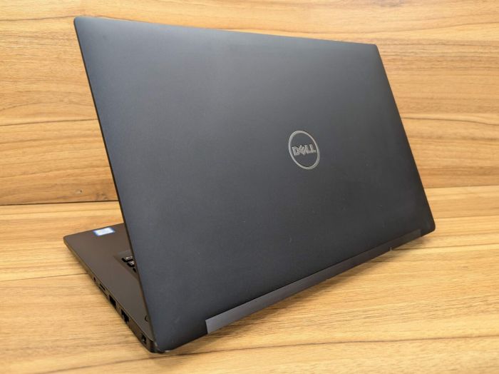 Ультрабук Dell Latitude 7480 / 14" (1366x768) TN / Intel Core i5-7300U (2 (4) ядра по 2.6 - 3.5 GHz) / 16 GB DDR4 / 256 GB SSD / Intel HD Graphics 620 / WebCam / Windows 10 б/в - зображення 7