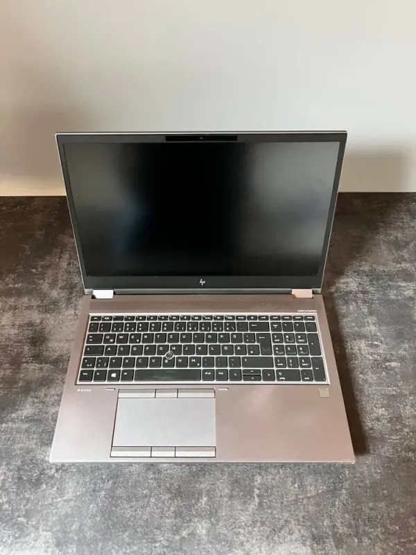 Мобільна робоча станція HP ZBook Fury 15 G7 / 15.6" (1920x1080) IPS / Intel Core i7-10850H (6 (12) ядер по 2.7 - 5.1 GHz) / 32 GB DDR4 / 512 GB SSD M.2 / nVidia Quadro RTX 3000, 6 GB GDDR6, 192-bit / WebCam б/в - зображення 2