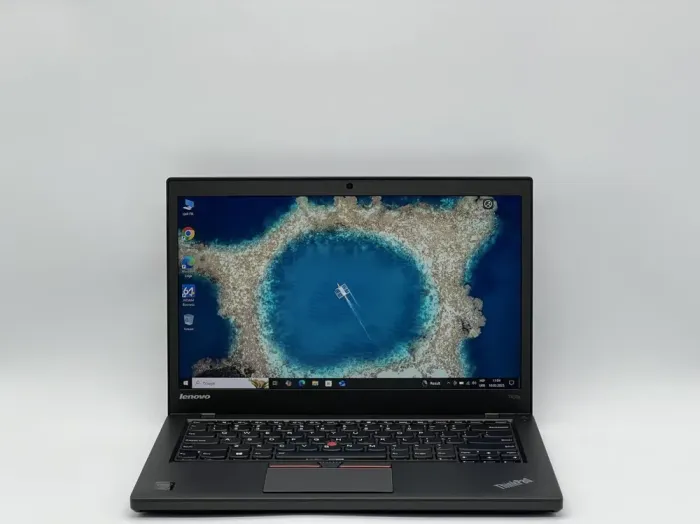 Ультрабук Lenovo ThinkPad T450s / 14" (1920x1080) IPS / Intel Core i5-5300U (2 (4) ядра по 2.3 - 2.9 GHz) / 12 GB DDR3 / 240 GB SSD / Intel HD Graphics 5500 / WebCam б/в - зображення 2