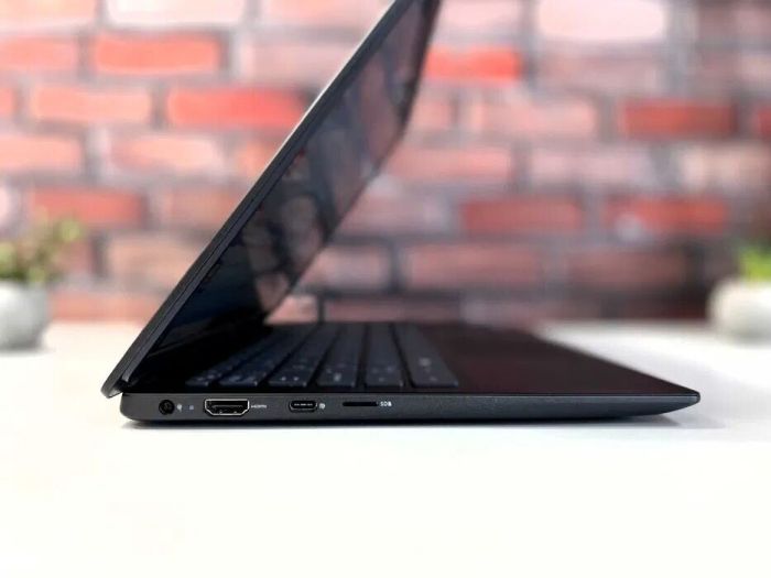 Ультрабук Dell Latitude 3301 / 13.3" (1920x1080) IPS / Intel Core i3-8145U (2 (4) ядра по 2.1 - 3.9 GHz) / 4 GB DDR3 / 256 GB SSD / Intel UHD Graphics 620 / WebCam б/в - зображення 7