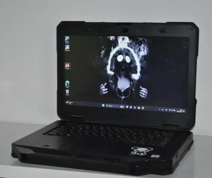 Захищений ноутбук Б-клас Dell Latitude 5414 Rugged / 14" (1366x768) TN / Intel Core i5-6300U (2 (4) ядра по 2.4 - 3.0 GHz) / 16 GB DDR4 / 500 GB SSD / Intel HD Graphics 520 / WebCam / Wi-Fi / Bluetooth / Windows 11 Pro б/в - зображення 3