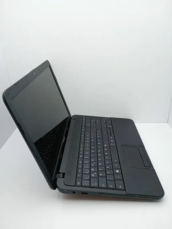 Ноутбук Toshiba C50 / 15.6" (1366x768) TN / AMD E2-1800 (2 ядра по 1.7 GHz) / 6 GB DDR3 / 320 GB HDD / AMD Radeon HD 8240 Graphics / WebCam б/в - зображення 5