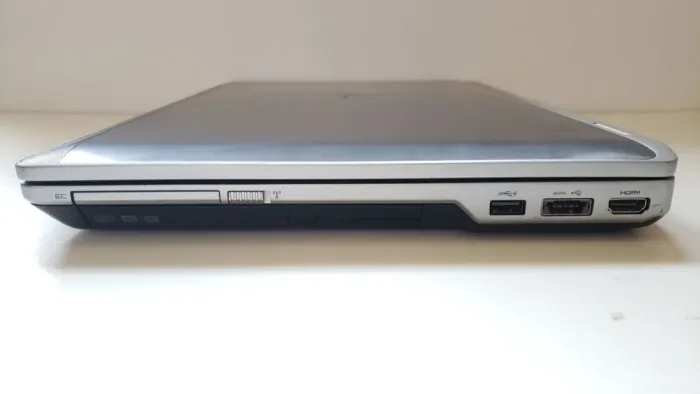 Ноутбук Dell Latitude E6530 / 15.6" (1920x1080) TN / Intel Core i7-3540M (2 (4) ядра по 3.0 - 3.7 GHz) / 8 GB DDR3 / 256 GB SSD / nVidia NVS 5200M, 1 GB DDR3, 64-bit / WebCam б/в - зображення 5