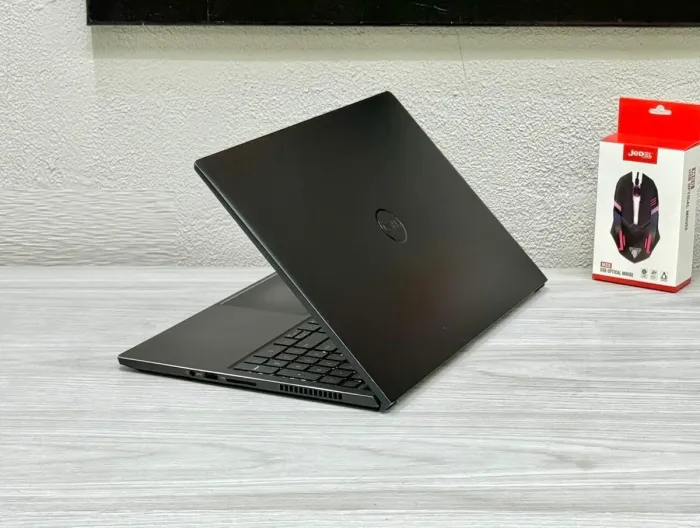Ігровий ультрабук Б-клас Dell Vostro 15 7510 / 15.6" (1920x1080) IPS / Intel Core i7-11800H (8 (16) ядер по 2.3 - 4.6 GHz) / 16 GB DDR4 / 512 GB SSD M.2 / nVidia GeForce RTX 3050, 4 GB GDDR6, 128-bit / WebCam / Win 11 Pro б/в - зображення 5