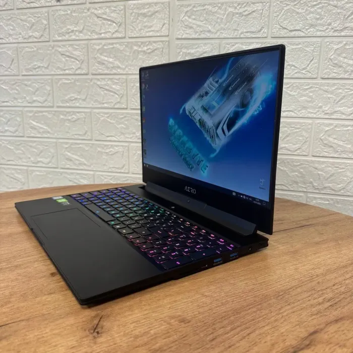 Ігровий ноутбук Б-клас Gigabyte Aero 15 Classic WA / 15.6" (1920x1080) IPS / Intel Core i7-9750H (6 (12) ядер по 2.6 - 4.5 GHz) / 16 GB DDR4 / 512 GB SSD / nVidia GeForce RTX 2060, 6 GB GDDR6, 192-bit / WebCam б/в - зображення 5