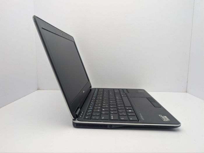 Нетбук Dell Latitude E7240 / 12.5" (1366x768) TN / Intel Core i7-4600U (2 (4) ядра по 2.1 - 3.3 GHz) / 8 GB DDR3 / 128 GB SSD / Intel HD Graphics 4400 / WebCam б/в - зображення 4