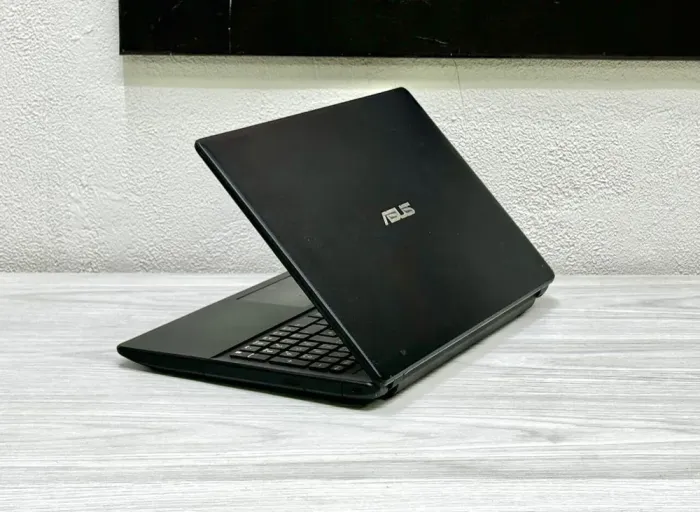 Ноутбук Б-клас Asus F551C / 15.6" (1366x768) TN / Intel Celeron 1007U (2 ядра по 1.5 GHz) / 4 GB DDR3 / 128 GB SSD / Intel HD Graphics / WebCam / Win 10 Home б/в - зображення 6