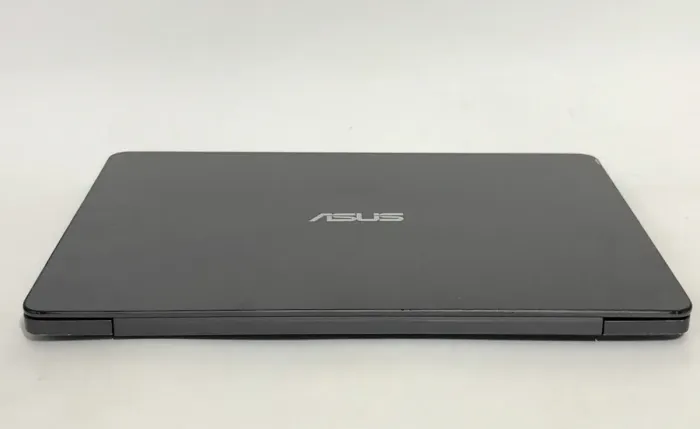 Ультрабук Б-клас Asus Zenbook UX430U / 14" (1920x1080) IPS / Intel Core i5-8250U (4 (8) ядра по 1.6 - 3.4 GHz) / 8 GB DDR4 / 256 GB SSD / nVidia GeForce MX150, 2 GB GDDR5, 64-bit / WebCam / Fingerprint / Win 10 Pro б/в - зображення 3